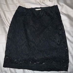 Lace skirt
